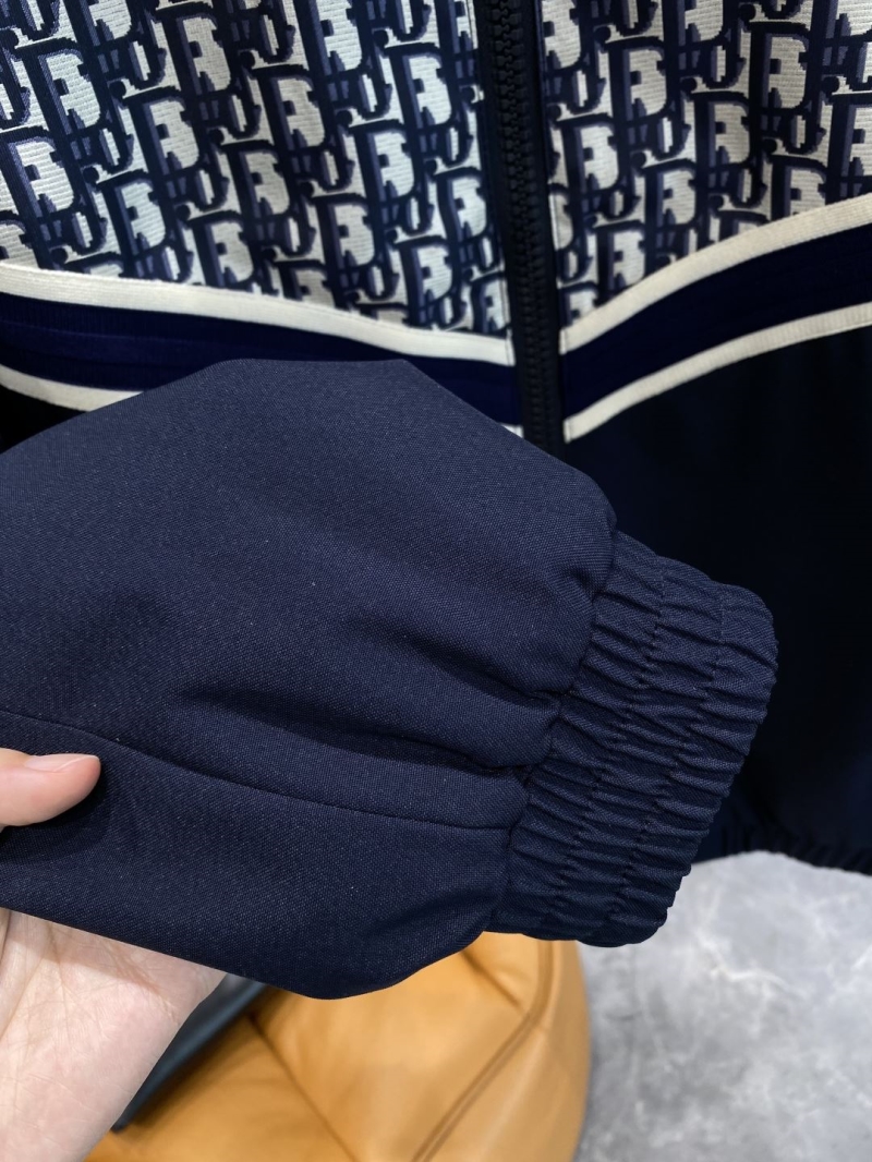 chr1st1an D10r outwear